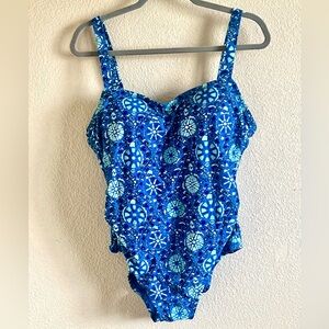 NWOT Rhode Swimsuit